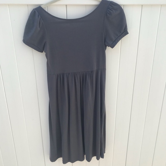Casual Gray Dress. Size M - Picture 3 of 4